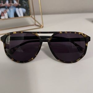 KREWE Court Sunglasses in Matte Black to Bengal